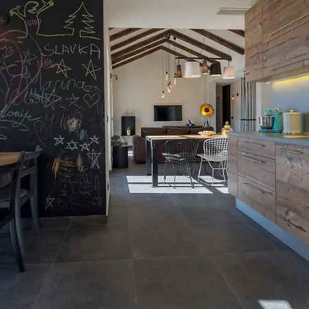 2m 乡村民宿 马卡尔斯卡